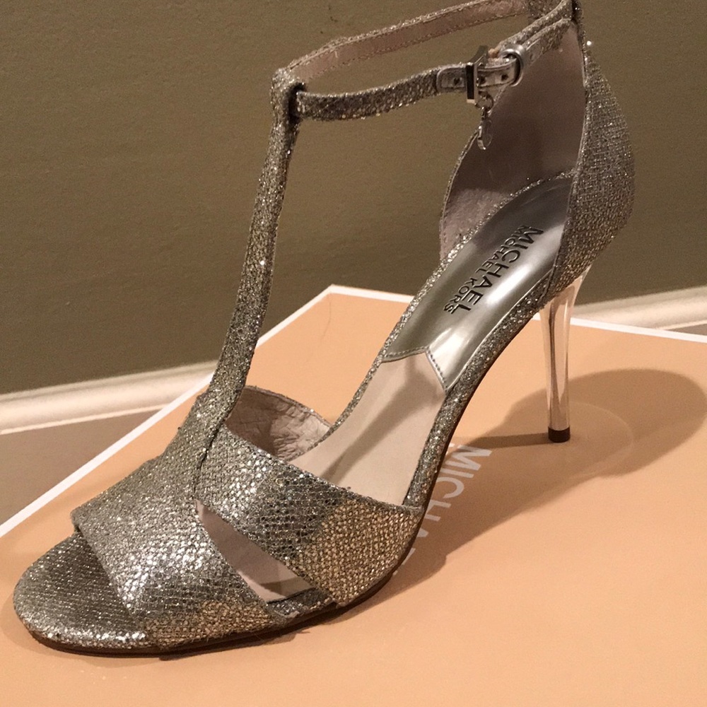 Michael kors heels